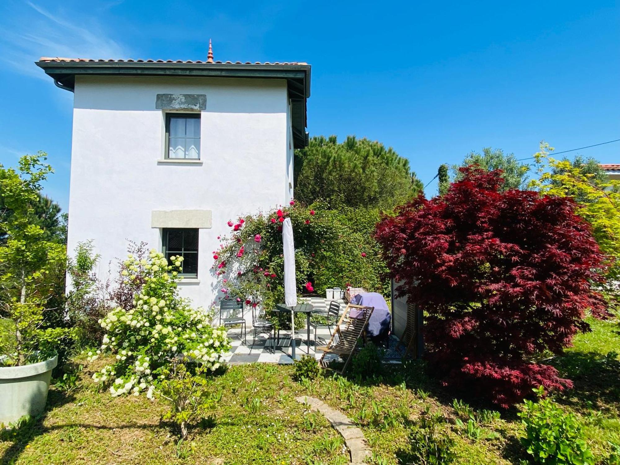 La Bastide De Guiche Entre Ocean Et Montagnes 아파트 외부 사진