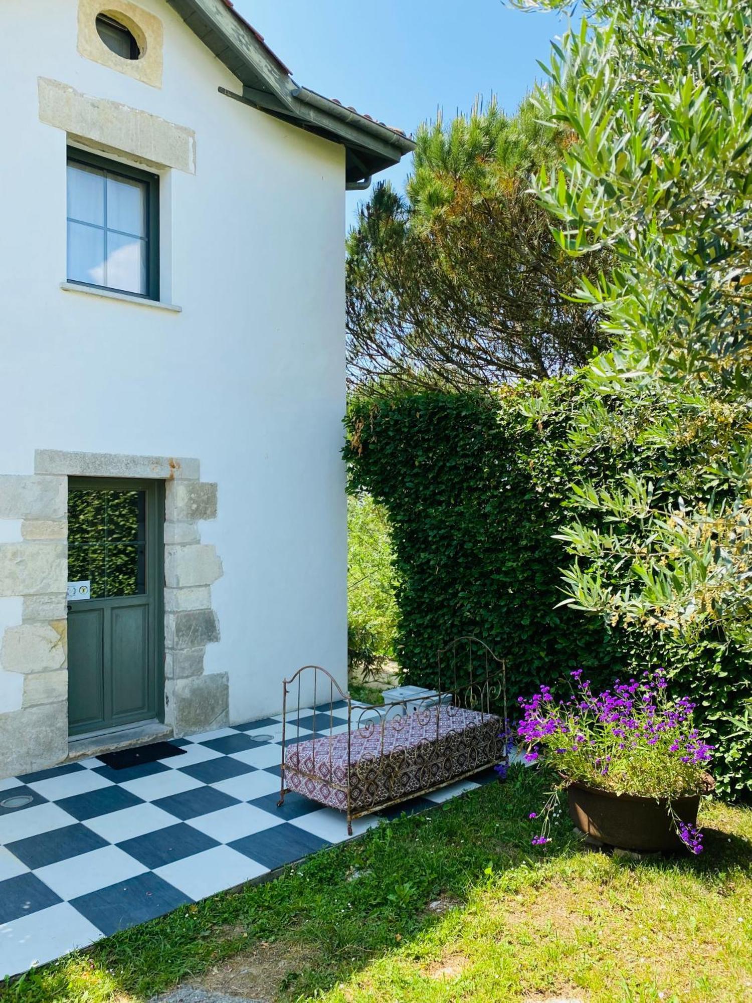 La Bastide De Guiche Entre Ocean Et Montagnes 아파트 외부 사진
