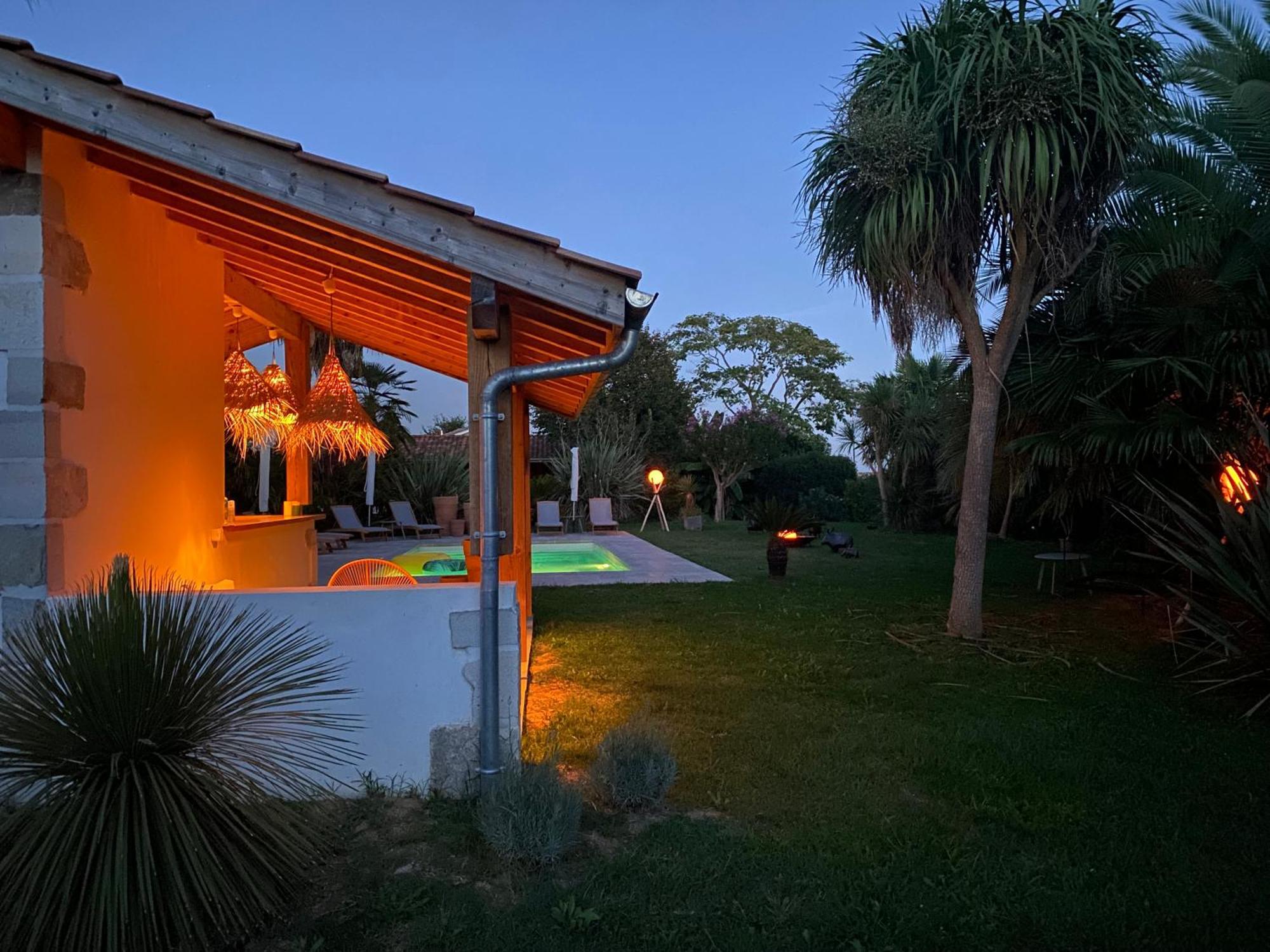 La Bastide De Guiche Entre Ocean Et Montagnes 아파트 외부 사진